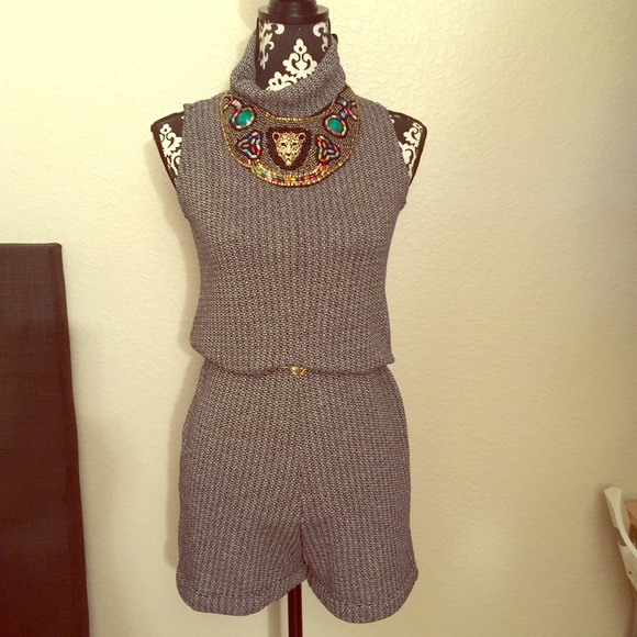 Zara - Picture 2 of 7